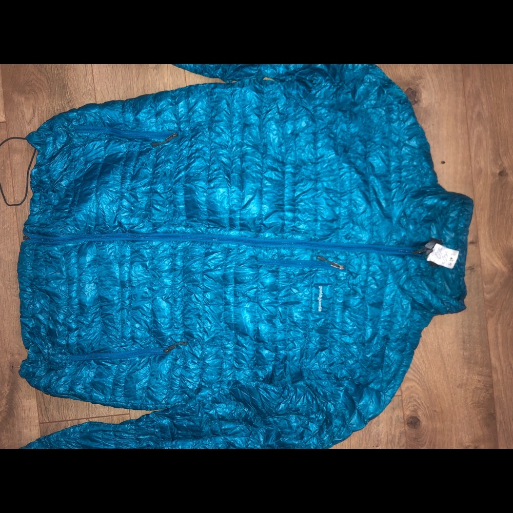 Patagonia large puffer with bag